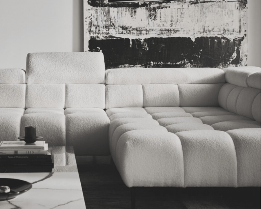 Plaza L hjørnesofa 300 × 216 cm med elektrisk seteforlengelse