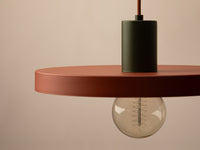 Taklampe Ori Ø30 cm – terrakotta / grønn