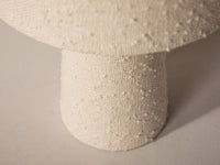 Agnes bordlampe – Myk stemning i boucle