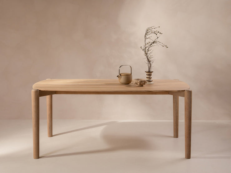 Aires spisebord 90 x 180 cm – Naturlig eik i minimalistisk design
