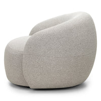 NAMBI – Svingbar lenestol i Vista beige med moderne form og dyp komfort