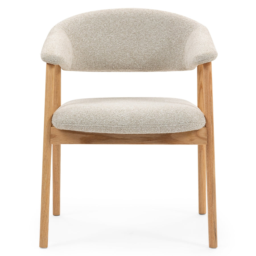 Capri spisestol – lys beige stoff med ben i heltre eik
