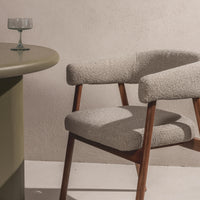 GIOVANI DM4729 – Elegant spise- og loungestol i lys brun Ote Vista