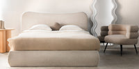 Derry S239 – Kontinentalseng med vertikal hodegavl i UF998 Beige