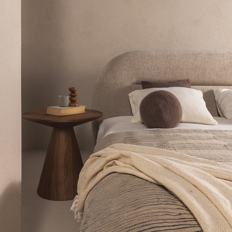 Polstret seng Luno – lys beige / 140x200 cm