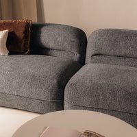 Luvio 4-seters sofa – grå chenille med myke, avrundede former