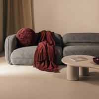 Luvio 4-seters sofa – grå chenille med myke, avrundede former