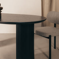 Spisebord Maurizio – rillet / svart / 180 cm