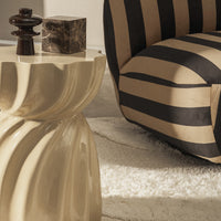 Sidebord Bloom – glanset / beige / 35 cm