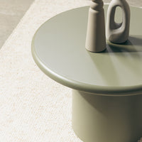 ARCE UCT24029 – Salongbord i matt salviegrønn med skulpturelt design