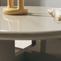 Vinto UCT24037 – Salongbord i glossy beige med skulpturelt uttrykk