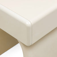 Nattbord Blush – glanset / kremhvit / buet form