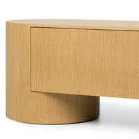Aspen TV-benk i eikefinér 200 cm – moderne nordisk design