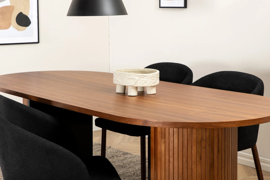 Spisestol Arch & Bianca 2-pakk + Spisebord ovalt 200 x 90 – svart og valnøtt