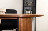 Spisestol Muce & Bianca 2-pakk – svart + Spisebord ovalt 200 x 90 – valnøtt