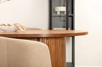 Spisegruppe Berit & Bianca + Ovalt 200 x 90 – beige og valnøtt