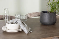 Spisegruppe oval 180 x 90 + 2-pakk spisestoler – natur og brun