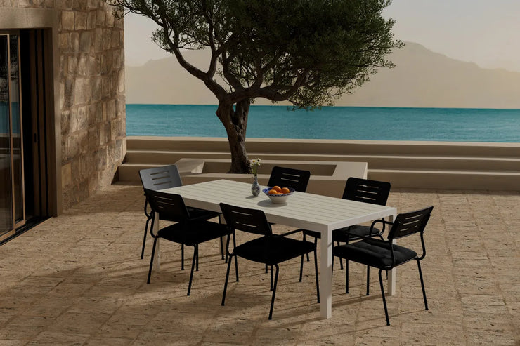 Spisestol Nicke & Mirko 2-pakk + Rektangulært spisebord 205 x 90 – svart og beige