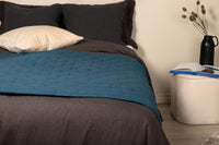 Overkast Sally 80 x 260