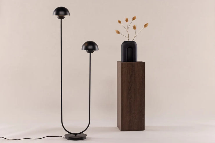 Gulvlampe Lyckorna – svart