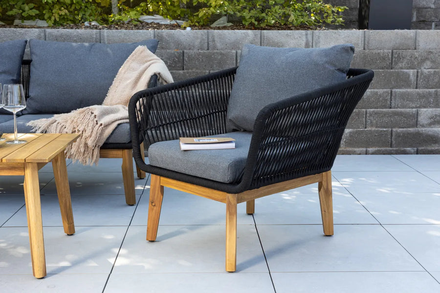 Sofagruppe Chania – natur og svart