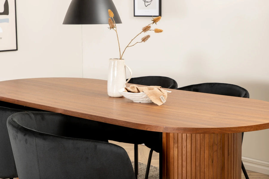 Spisegruppe oval 200 x 90 – svart og valnøtt