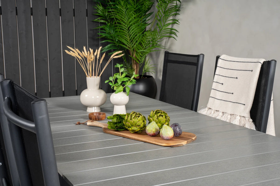 Spisebord Levels & Break 229 × 100 + posisjonsstoler 2-pakk – svart