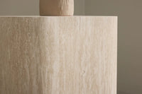 Sidebord Klirou 40x40 – beige