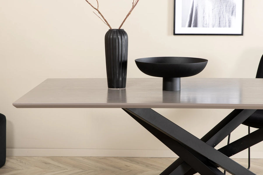 Spisebord Piazza 180 x 90 – svart